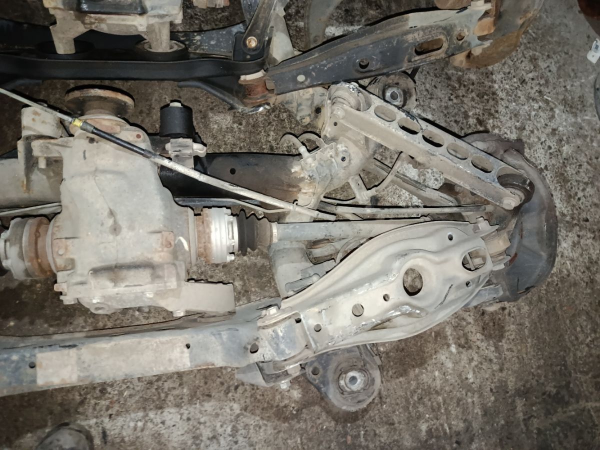 Балка подвески на Bmw 3-Series E90 Фото 10