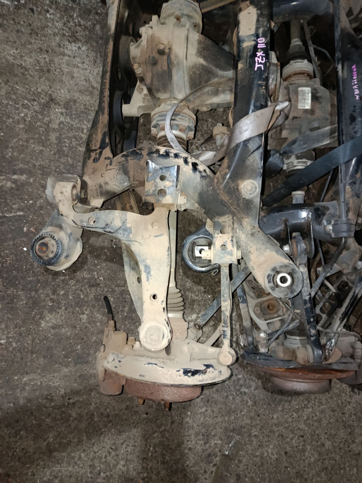 Балка подвески 51206-51030, 51206-53020 на Toyota Mark Ii JZX110 1JZ-FSE Фото 2