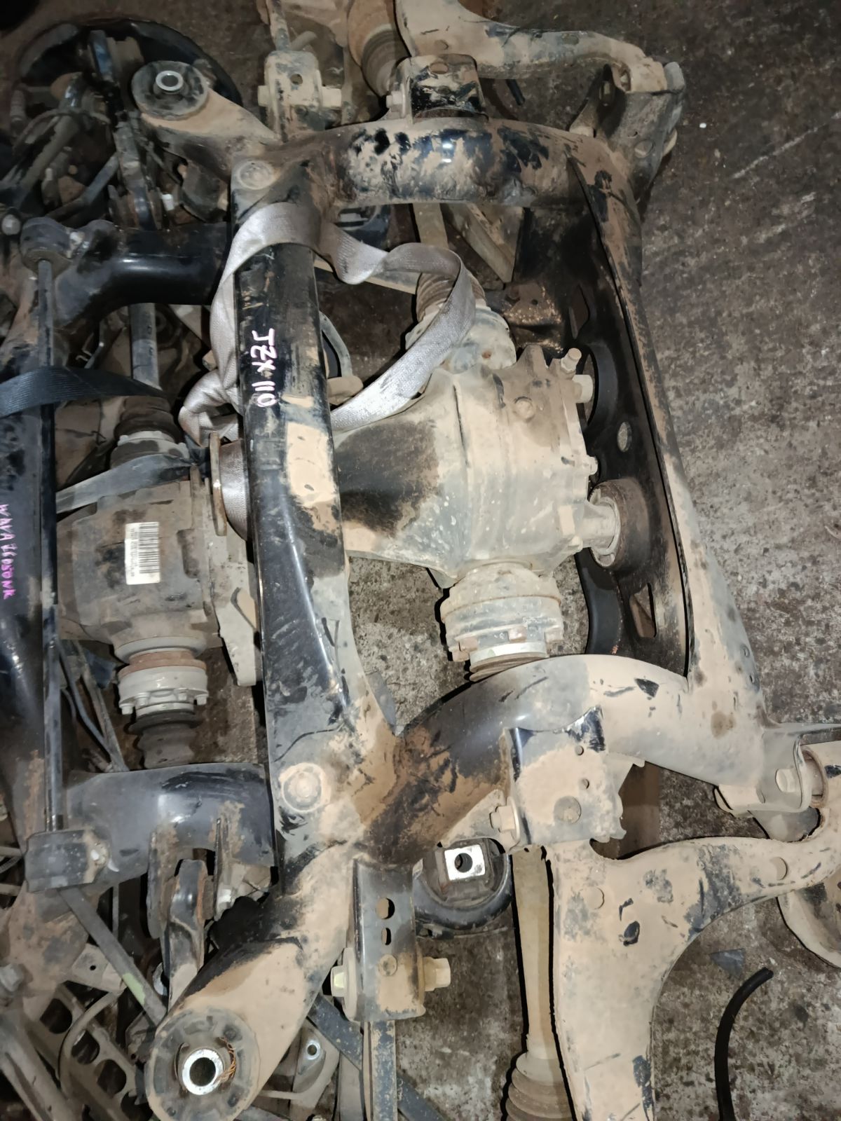 Балка подвески 51206-51030, 51206-53020 на Toyota Mark Ii JZX110 1JZ-FSE Фото 4