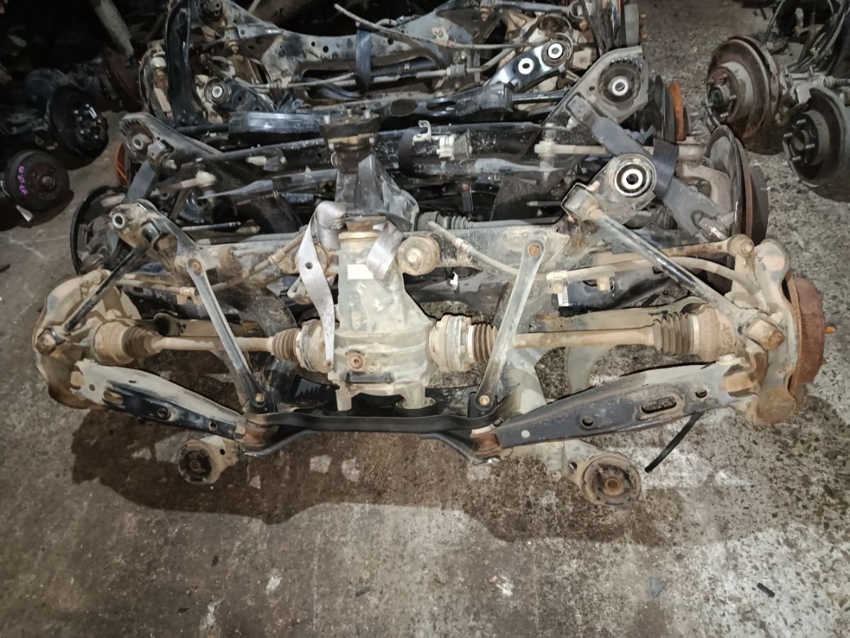 Балка подвески 51206-51030, 51206-53020 на Toyota Mark Ii JZX110 1JZ-FSE Фото 7