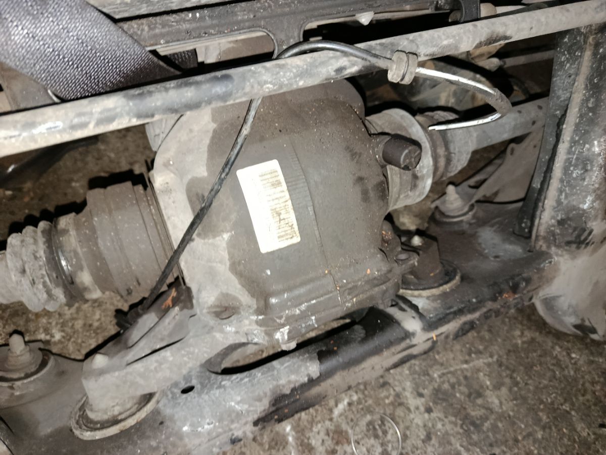 Балка подвески A2043500504 на Mercedes-Benz C-Class Station Wagon S204.252 272.921 Фото 4