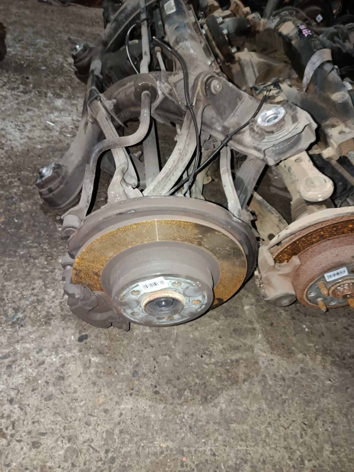 Балка подвески A2043500504 на Mercedes-Benz C-Class Station Wagon S204.252 272.921 Фото 7