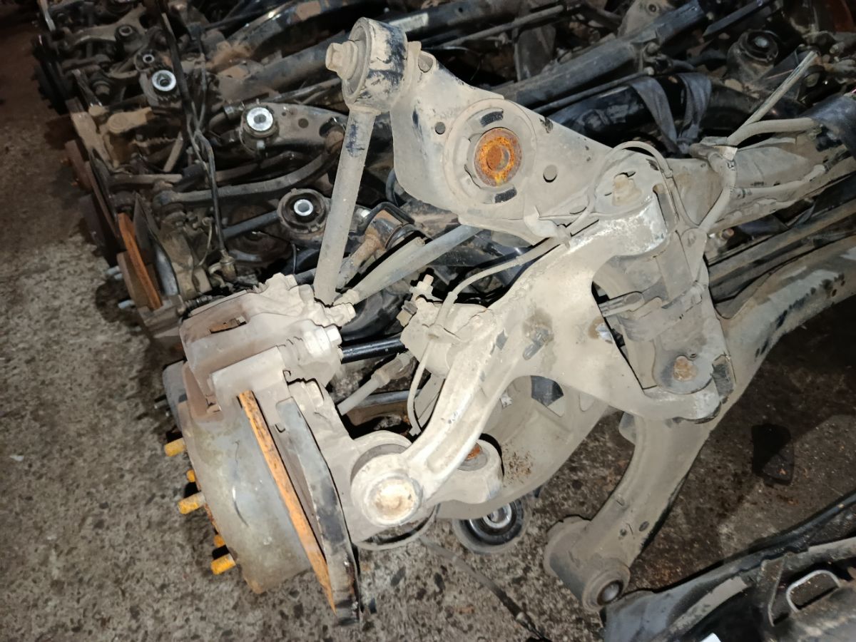 Балка подвески на Nissan Teana J32 VQ25DE Фото 2