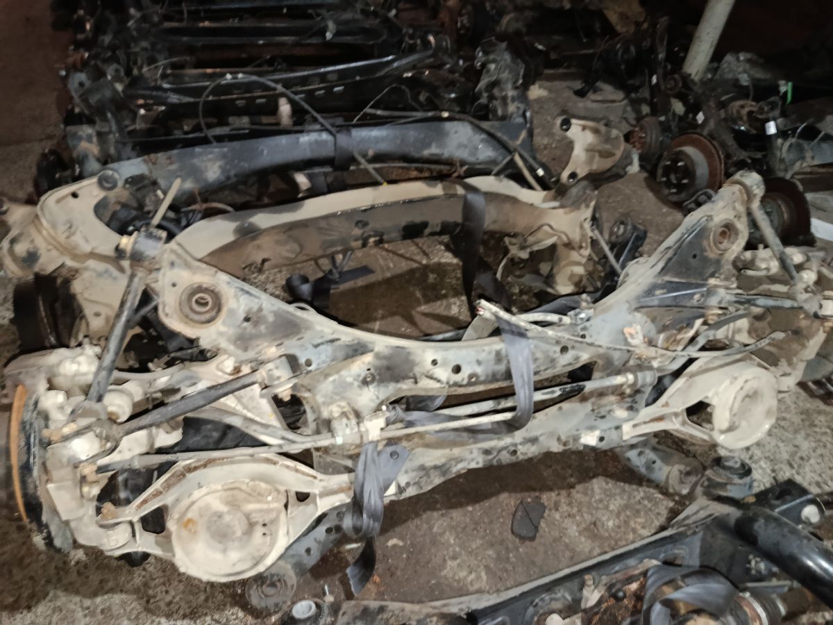 Балка подвески на Nissan Teana J32 VQ25DE Фото 6