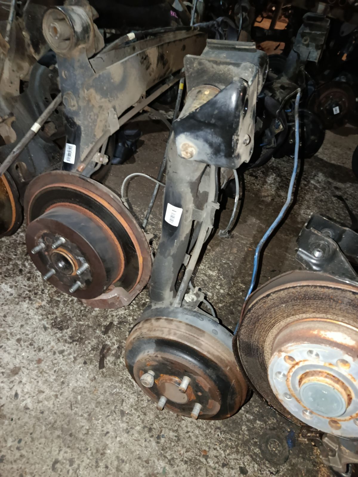 Балка подвески на Nissan Tiida Latio SC11 HR15DE Фото 2