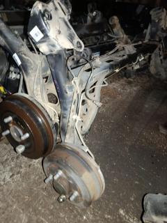 Балка подвески на Nissan Note E11 HR15DE Фото 3