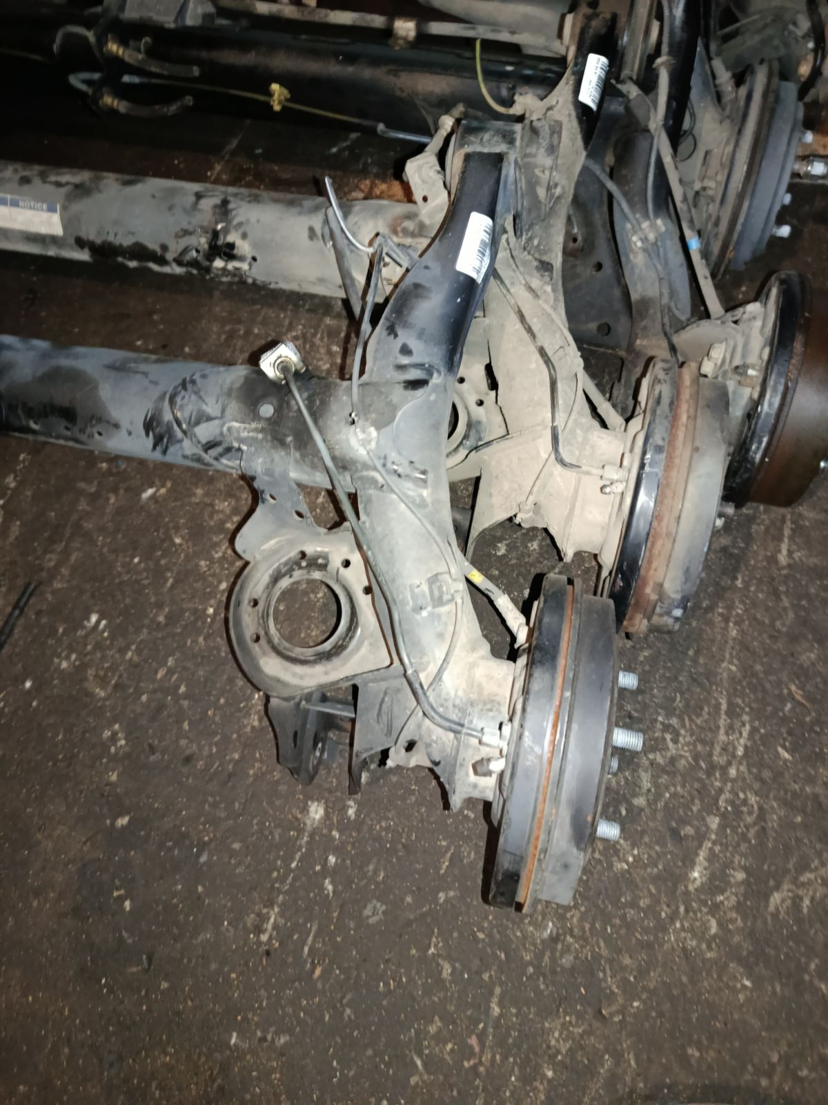 Балка подвески на Daihatsu Move LA150S KF-VE Фото 2