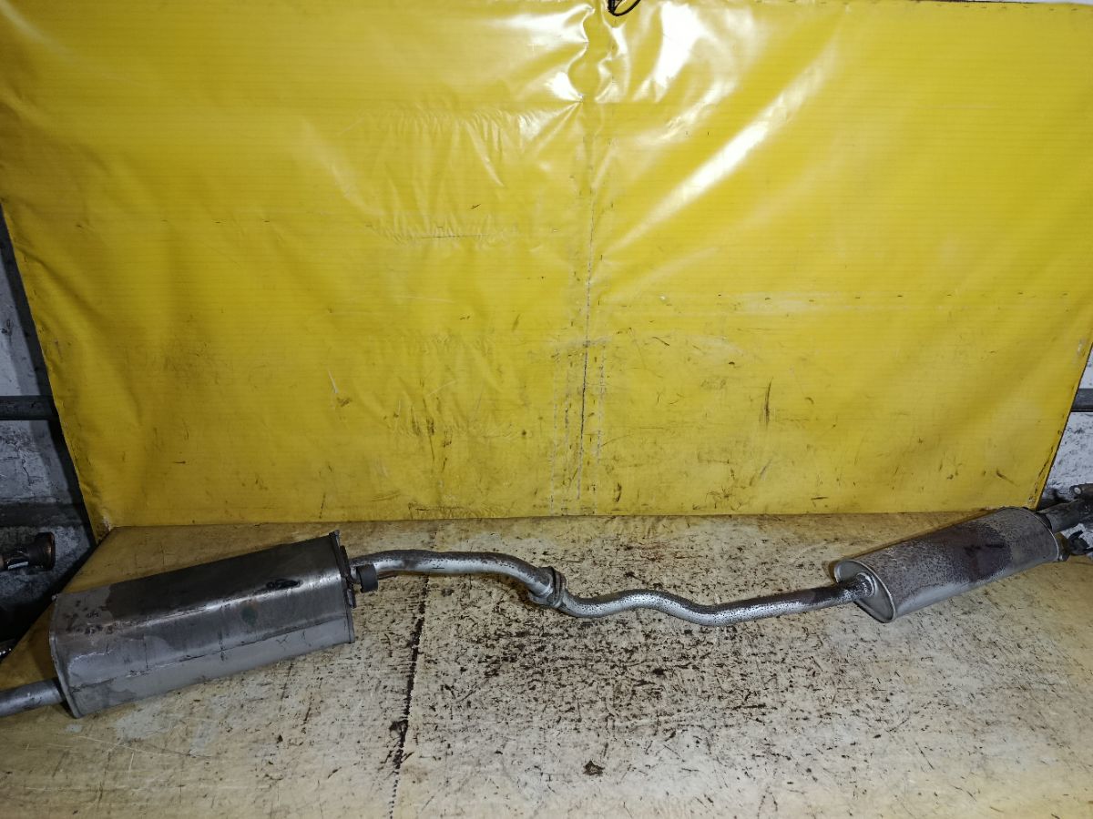 Глушитель на Nissan Tiida Latio SC11 HR15DE Фото 1