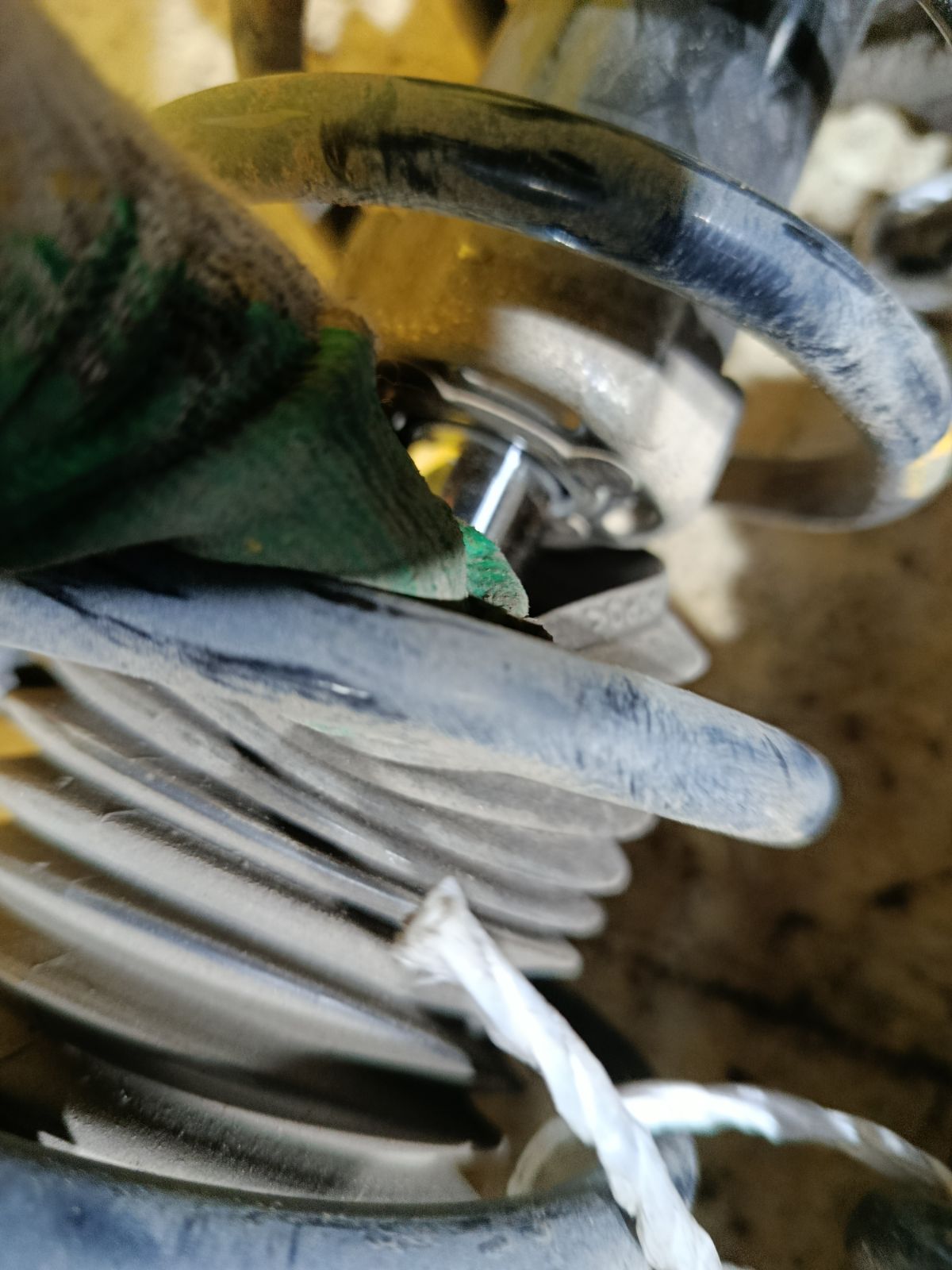 Стойка амортизатора на Daihatsu Move LA150S KF-VE Фото 3