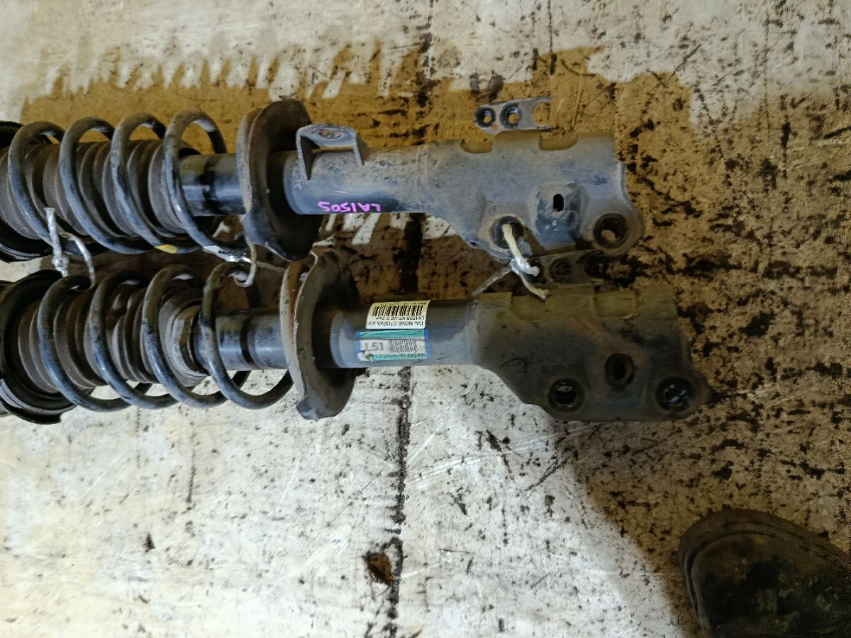 Стойка амортизатора на Daihatsu Move LA150S KF-VE Фото 4