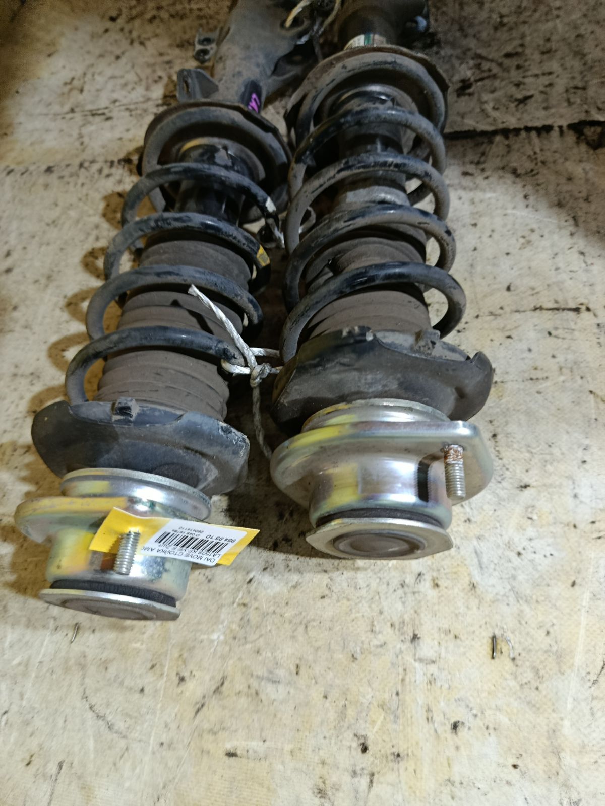 Стойка амортизатора на Daihatsu Move LA150S KF-VE Фото 6