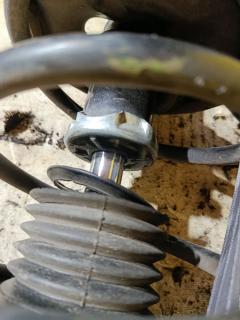 Стойка амортизатора на Nissan Ad Van VFY11 QG15DE Фото 2