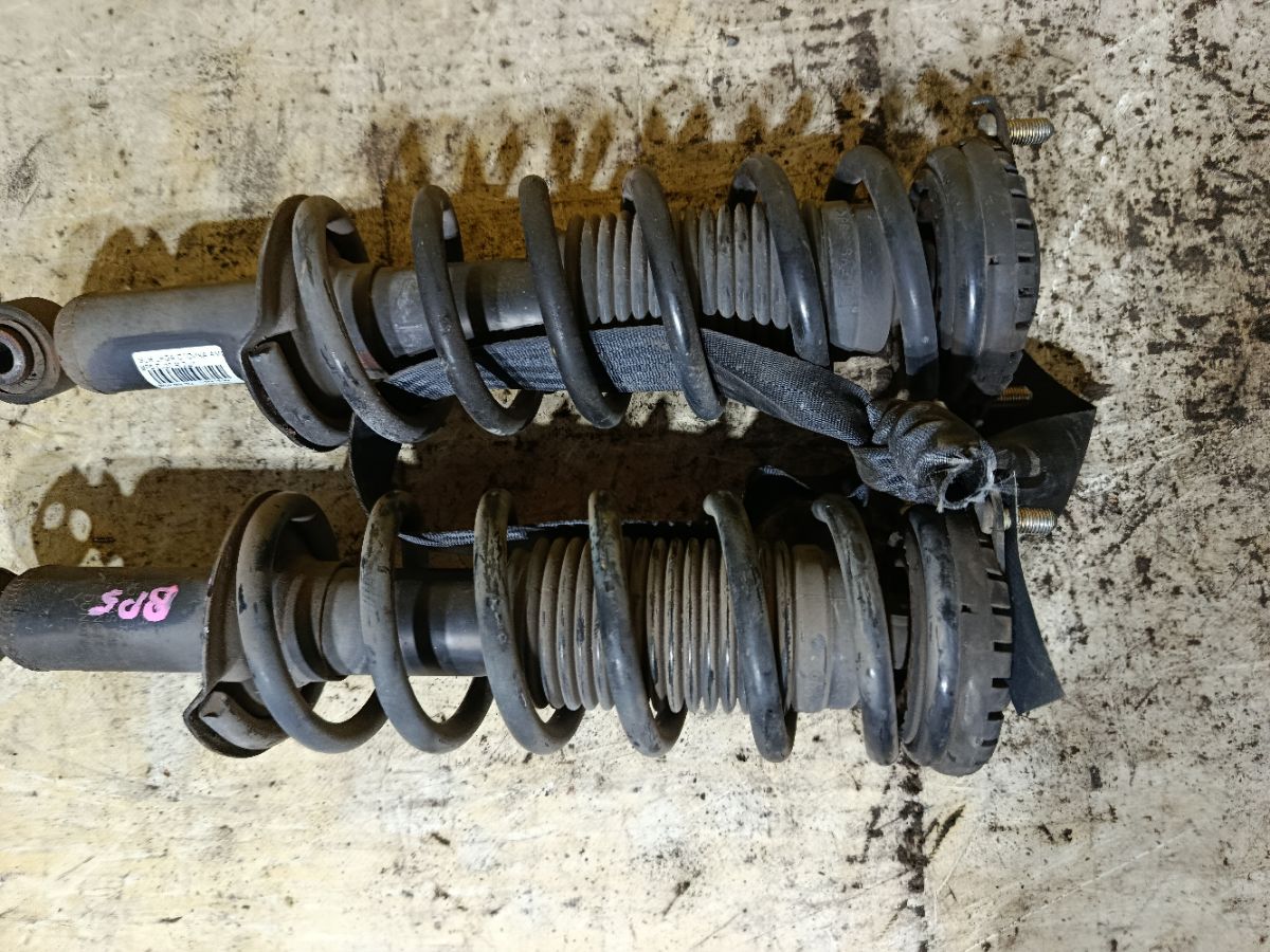 Стойка амортизатора на Subaru Legacy Wagon BP5 EJ20 Фото 3