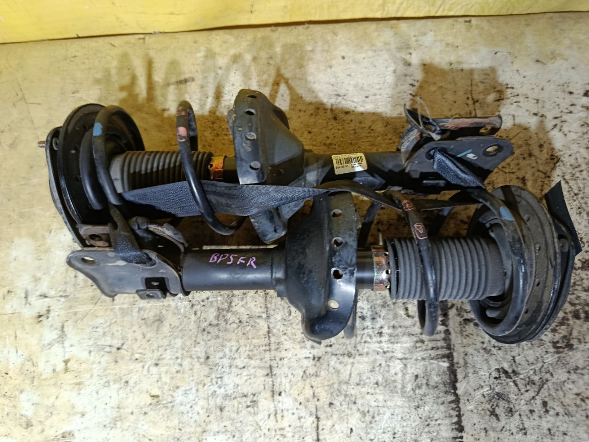 Стойка амортизатора на Subaru Legacy Wagon BP5 EJ20 Фото 1