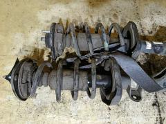 Стойка амортизатора на Honda Stepwgn RK5 R20A Фото 2