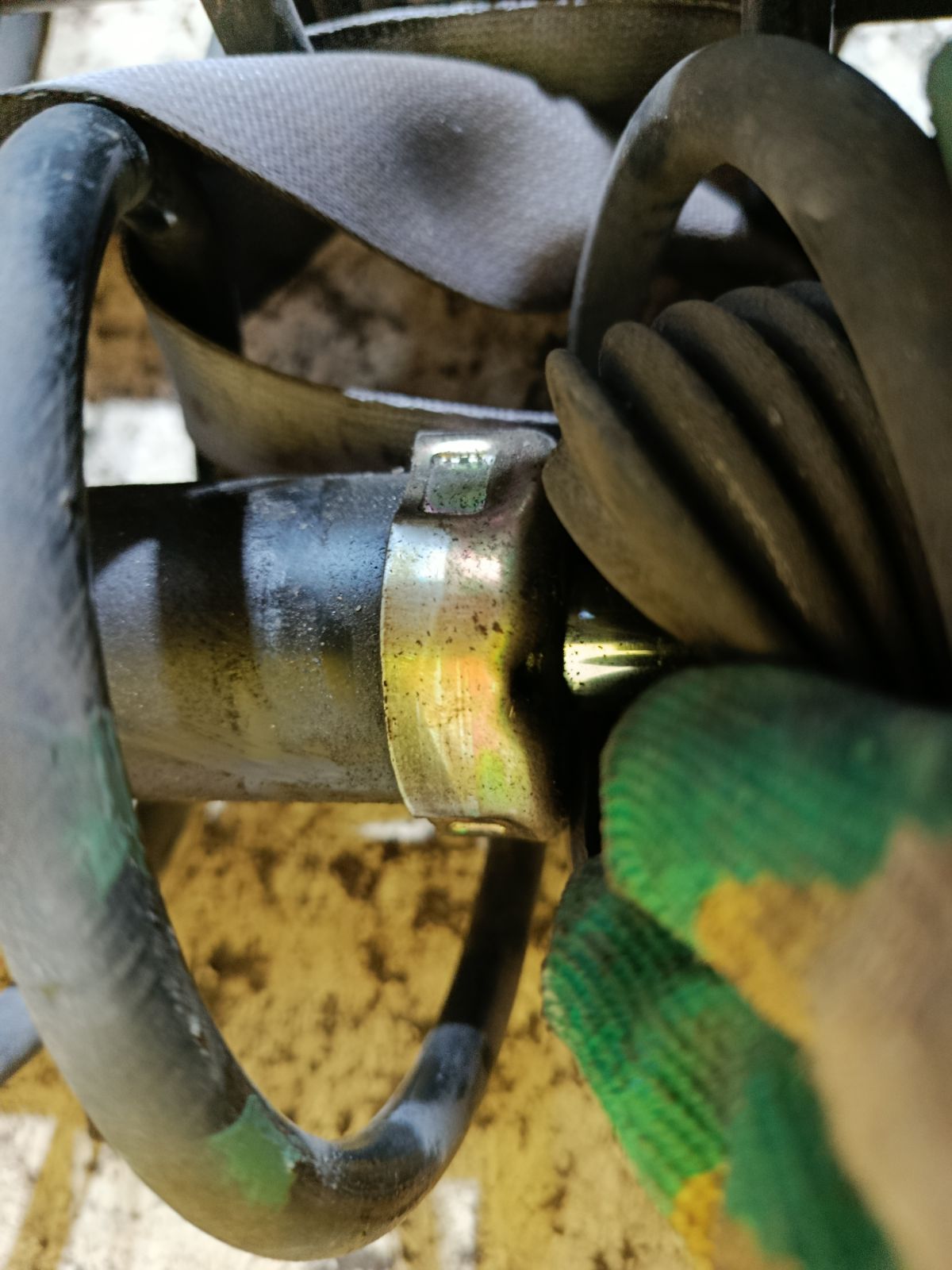 Стойка амортизатора на Nissan Tiida Latio SC11 HR15DE Фото 5