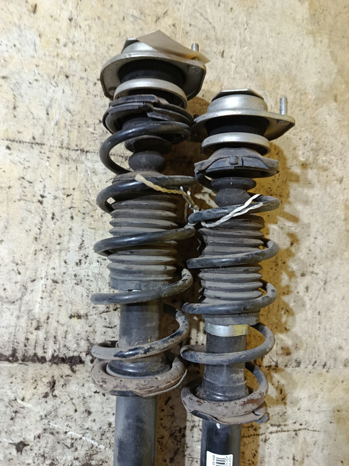 Стойка амортизатора 312847, 332120, 48510-B1040, 48510-B1040A, CR-049-6063, CR-049F-QNC10, CR8803, SJ-049-6063, SST0105, ST-049-6063, ST-049F-KGC10 на Toyota Passo KGC10 1KR-FE Фото 3