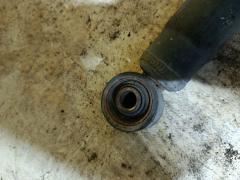 Стойка амортизатора 48010-50110 на Toyota Celsior UCF31 3UZ-FE Фото 5