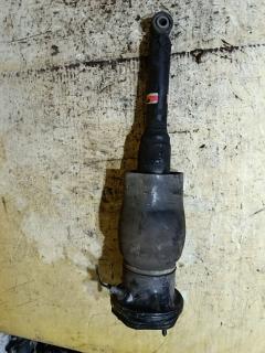 Стойка амортизатора на Toyota Celsior UCF31 3UZ-FE 48090-50110, Заднее Левое расположение