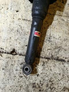 Стойка амортизатора 48090-50110 на Toyota Celsior UCF31 3UZ-FE Фото 3