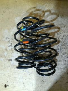 Пружина на Toyota Camry AVV50 2AR-FXE Фото 3