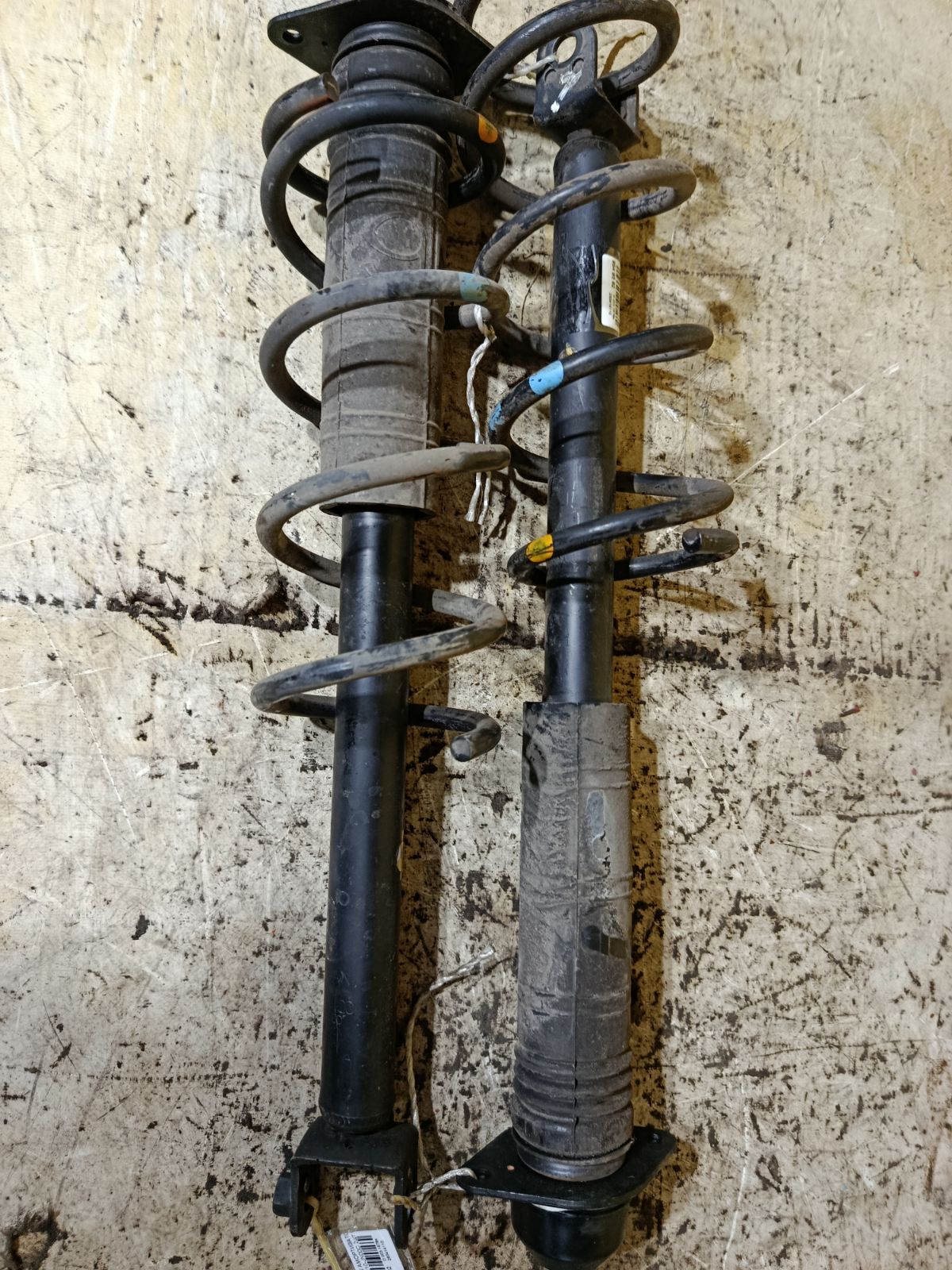 Амортизатор 56210-JN00C, 27-N09-A, 315 986, 348024, 42140123SX, 56210 JC41B, 56210 JN80A, 56210 KA030, 562101A30C, 56210JN01A, 56210KA30A, 7414823GC, AMDSA998, CR-003-4472, DG02441, DH1599, E20070, E6210JC41B, E6210JC43A, E6210JN03A, EZ6211A31E, G11412LR, G121079LR, G41238126, JAA0334, NSF2108, PSA348024, SG6212, SH40084G, SJ-003-4472, ST-003-4472, ST-003R-J32, STE6210JC41B, TAA5093 на Nissan Teana J32 Фото 4