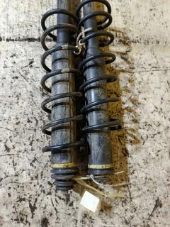 Амортизатор на Daihatsu Move LA150S Фото 3