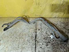 Заливная горловина топливного бака на Mitsubishi Chariot Grandis N84W 4G64 Фото 2