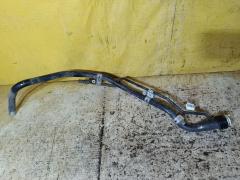 Заливная горловина топливного бака на Toyota Noah ZRR70G 3ZR-FAE Фото 2