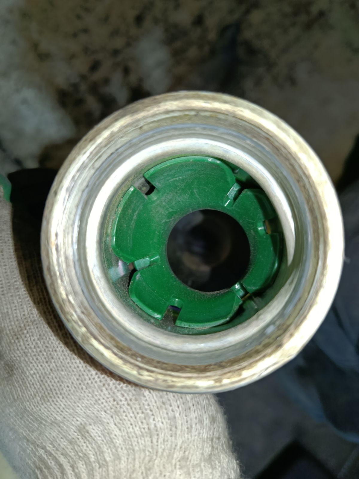 Заливная горловина топливного бака 77201-52050 на Toyota Funcargo NCP20 2NZ-FE Фото 3