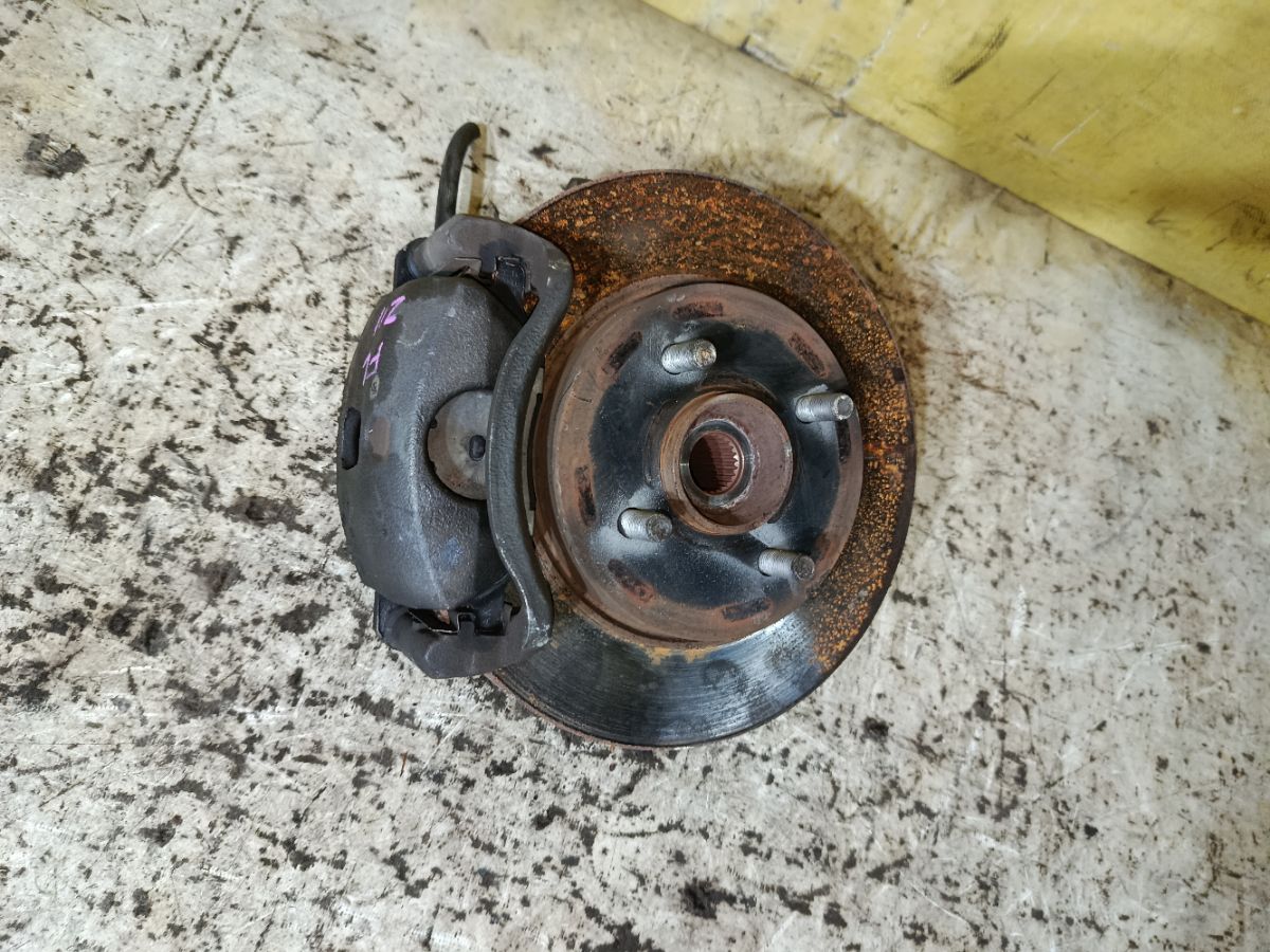 Ступица на Nissan Cube BGZ11 CR14DE Фото 2