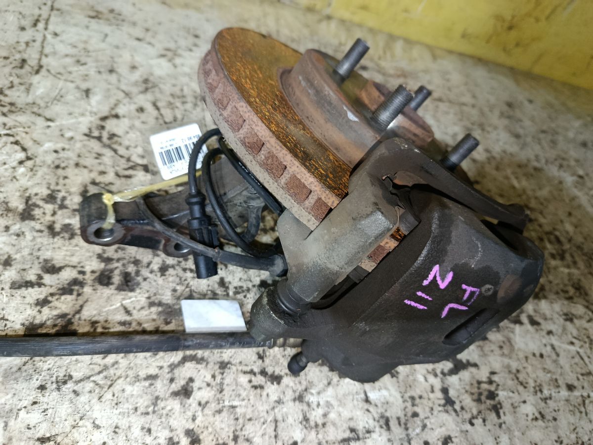 Ступица на Nissan Cube BGZ11 CR14DE Фото 3