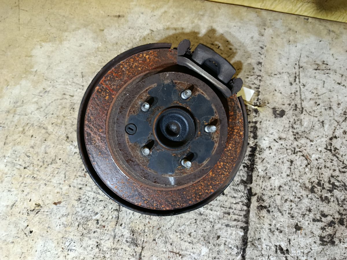 Ступица на Nissan Dualis KJ10 MR20DE Фото 1