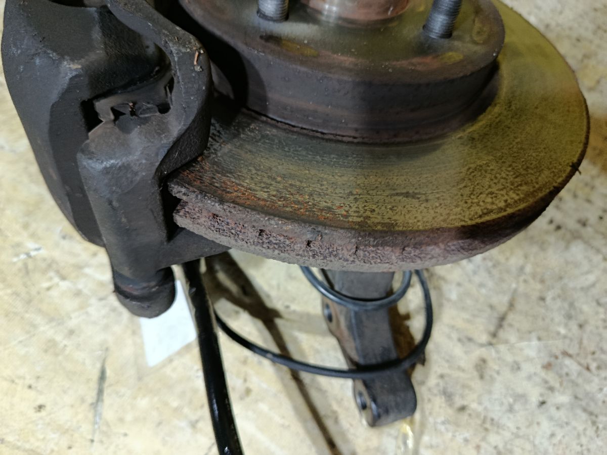 Ступица на Nissan Cube BGZ11 CR14DE Фото 2