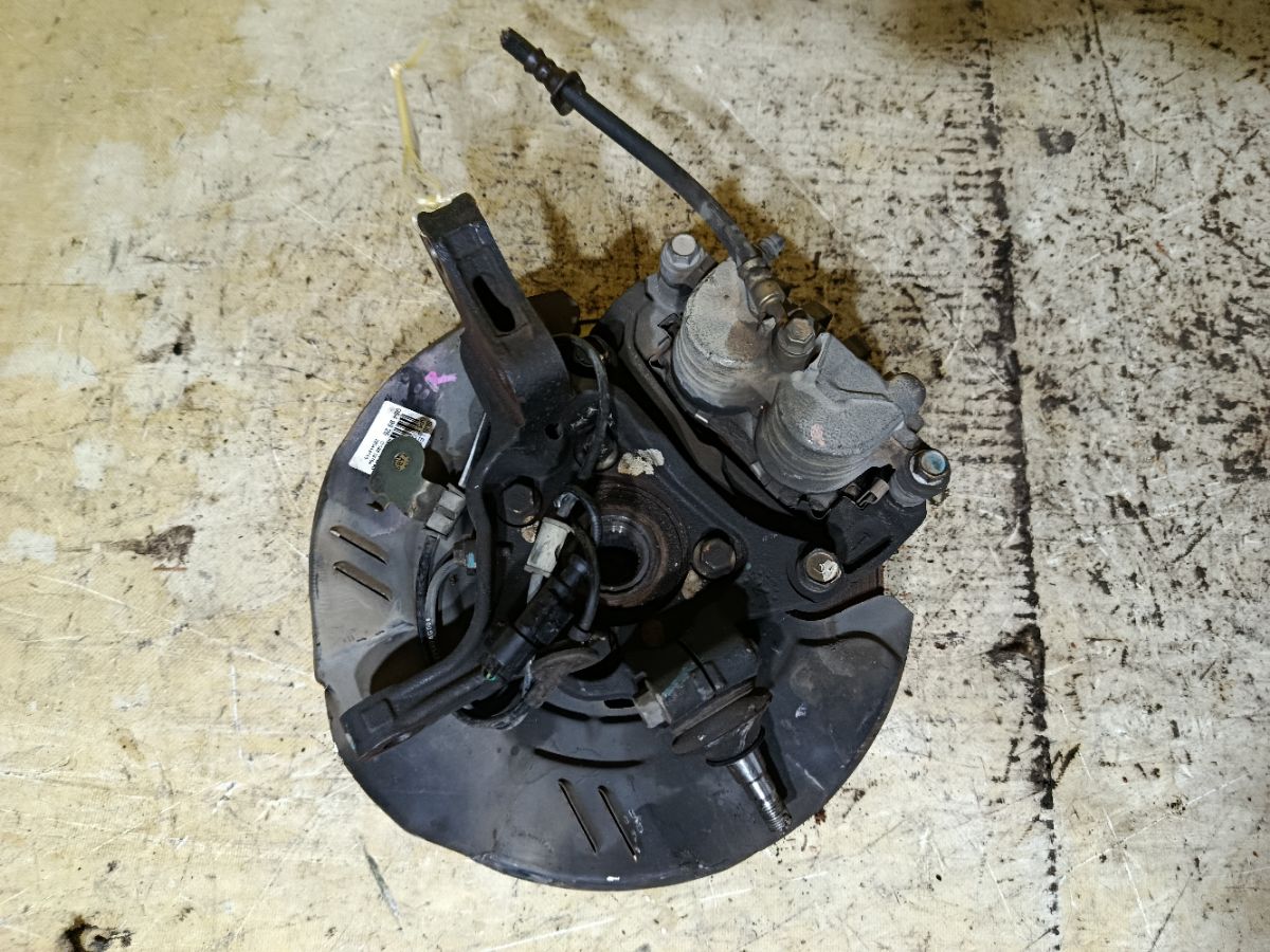 Ступица на Subaru Legacy Wagon BP5 EJ203 Фото 3