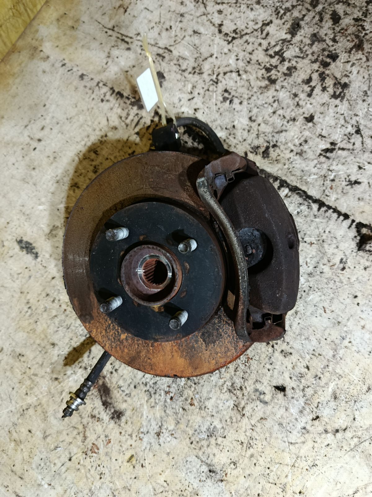 Ступица на Nissan Tiida Latio SC11 HR15DE Фото 1