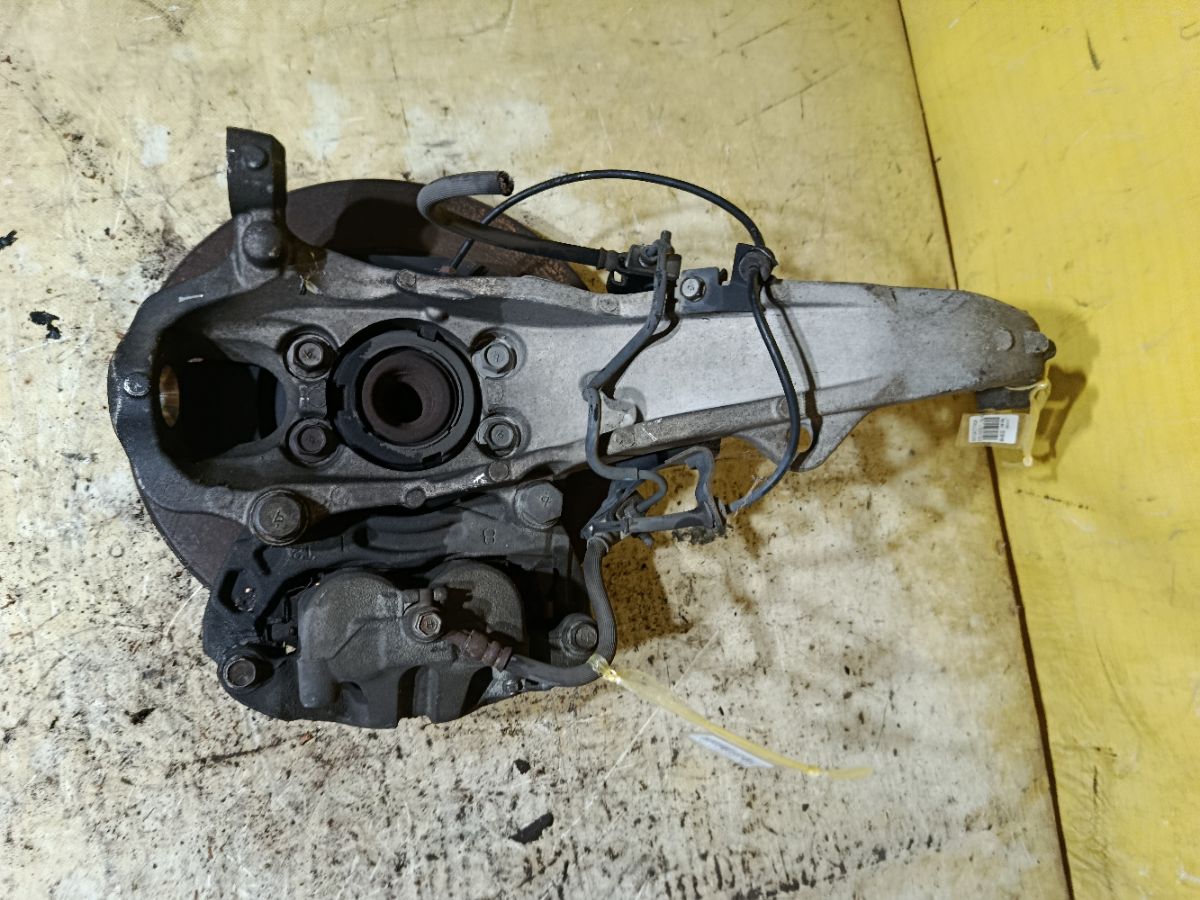 Ступица на Nissan Fuga GY50 VK45DE Фото 3