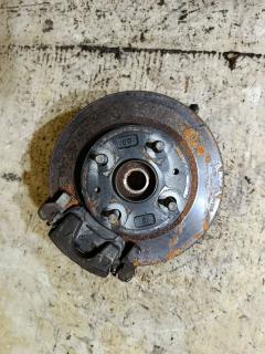 Ступица на Toyota Passo KGC10 1KR-FE, Переднее Левое расположение