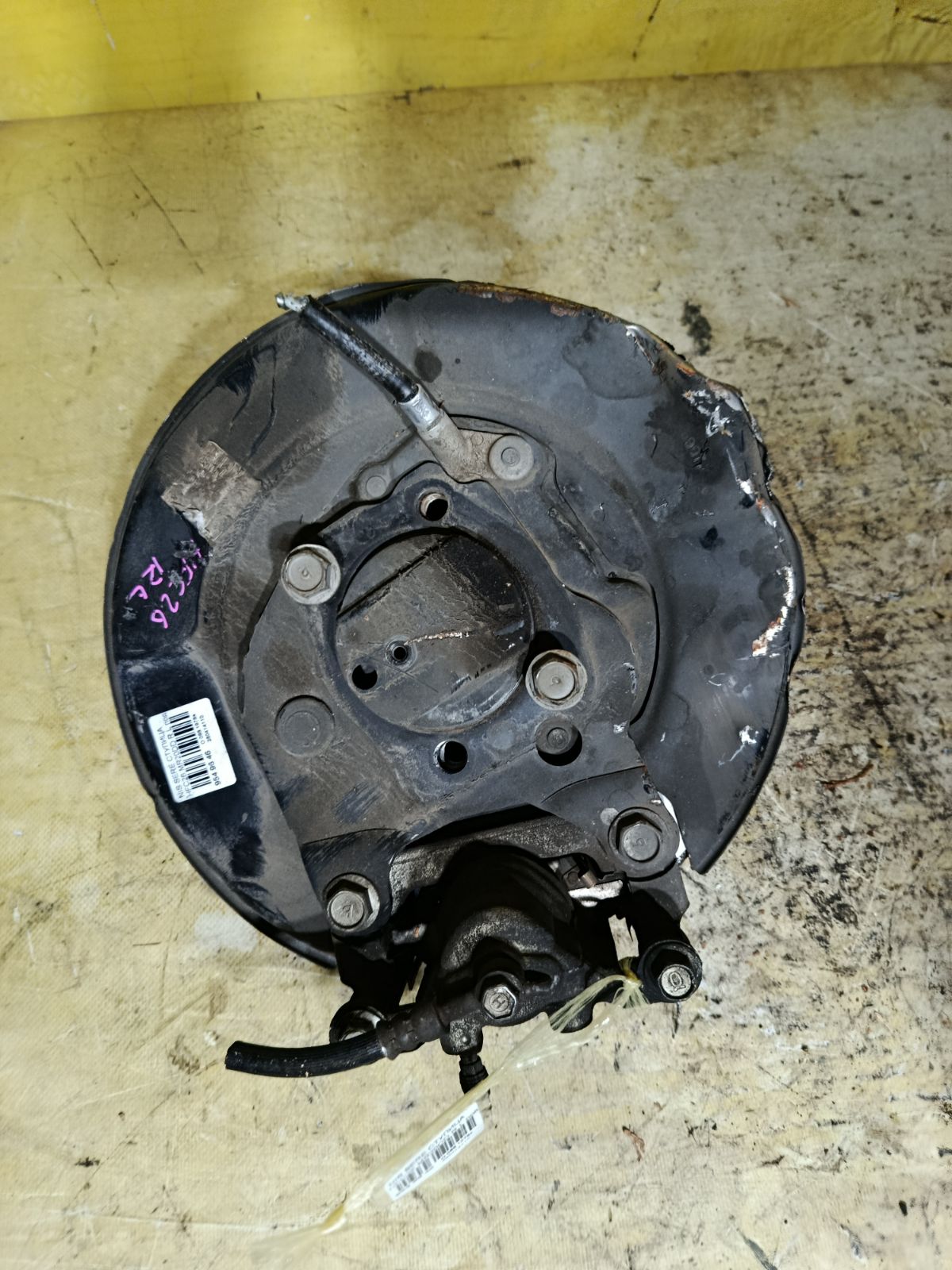 Ступица на Nissan Serena HFC26 MR20DD Фото 4