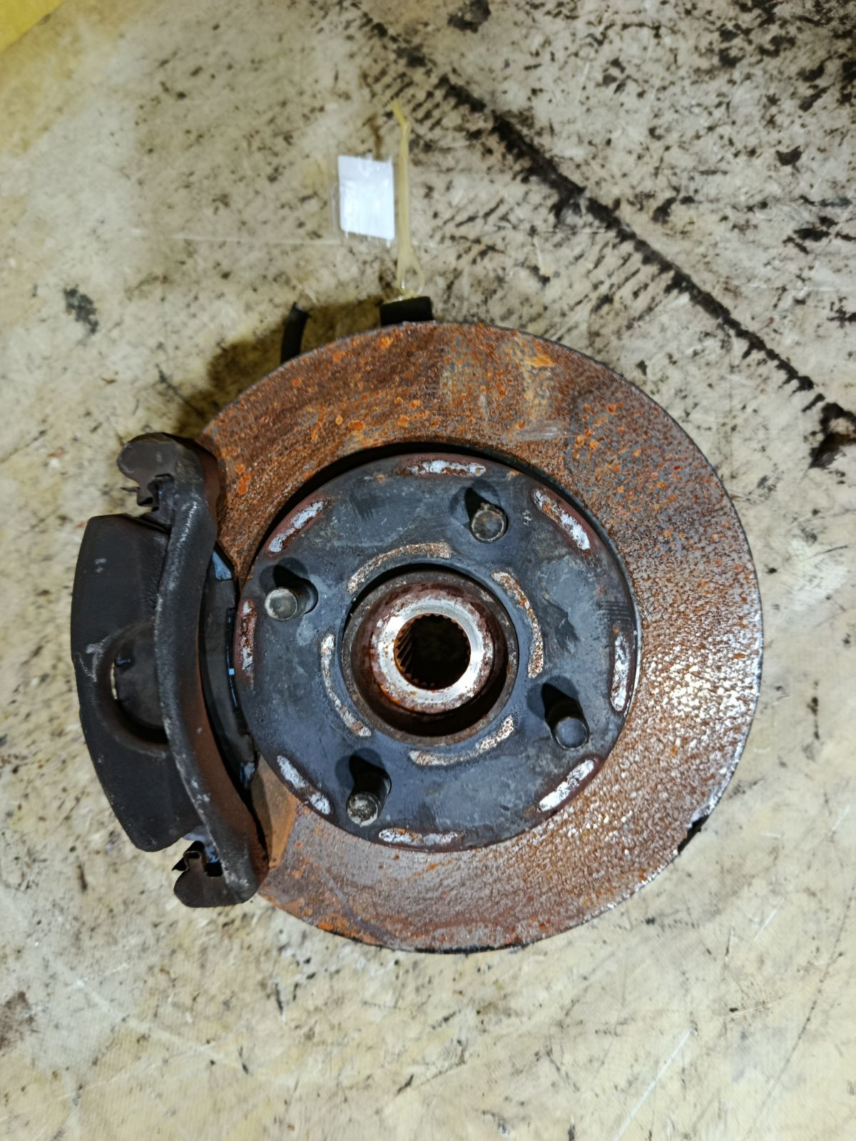 Ступица на Nissan Cube BZ11 CR14DE Фото 1