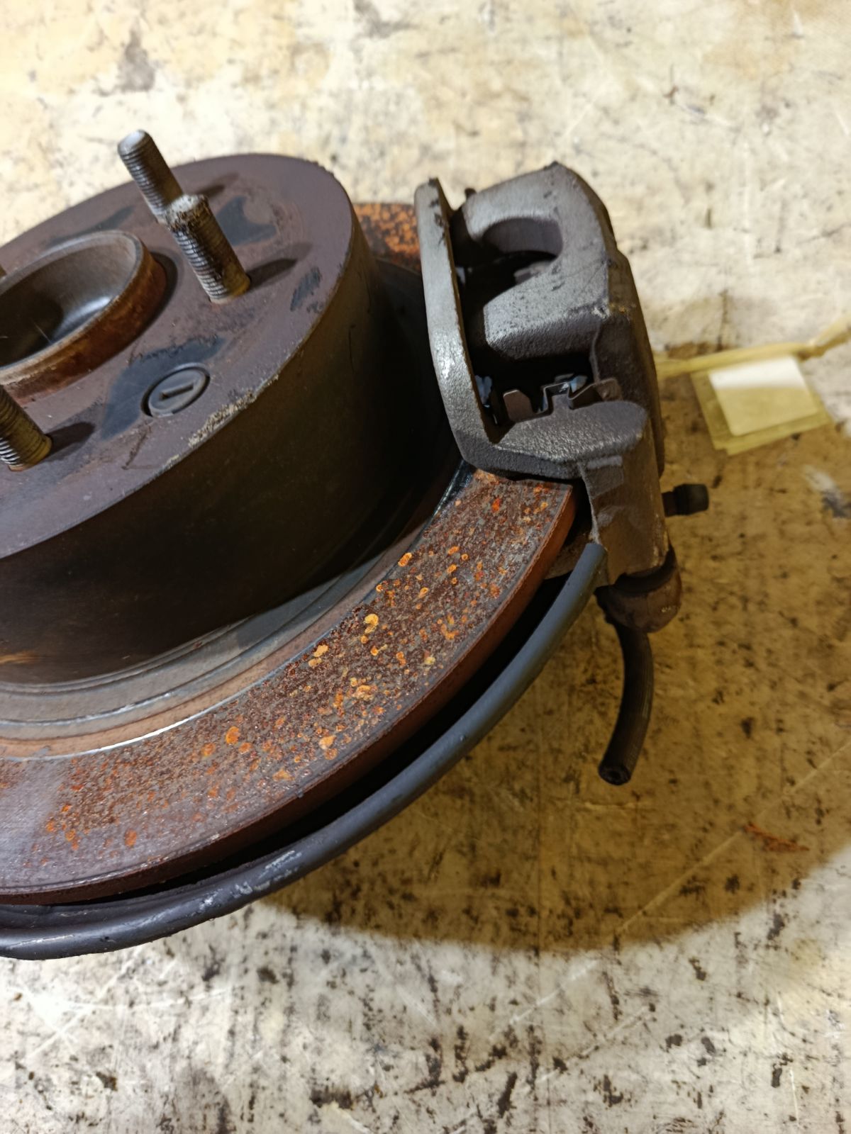 Ступица на Nissan Serena FC26 MR20DD Фото 2