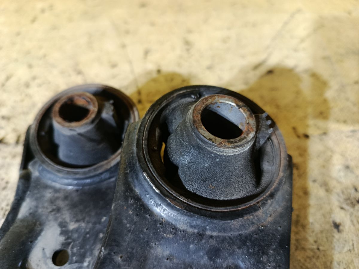 Рычаг на Toyota Passo KGC10 1KR-FE Фото 2