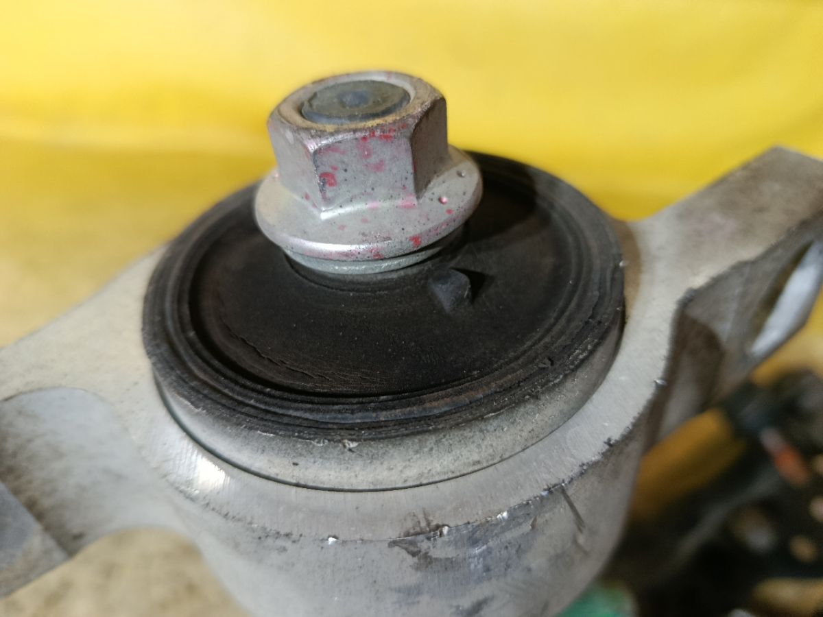 Рычаг 48640-30290, UQ-075-7011 на Toyota Mark X GRX120 4GR-FSE Фото 2