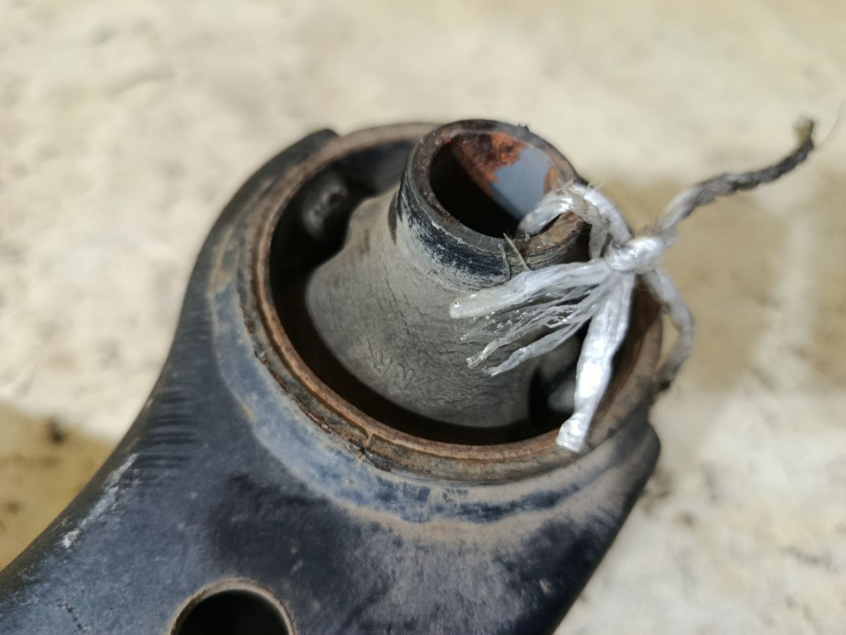 Рычаг на Daihatsu Tanto LA600S KF-VE Фото 4