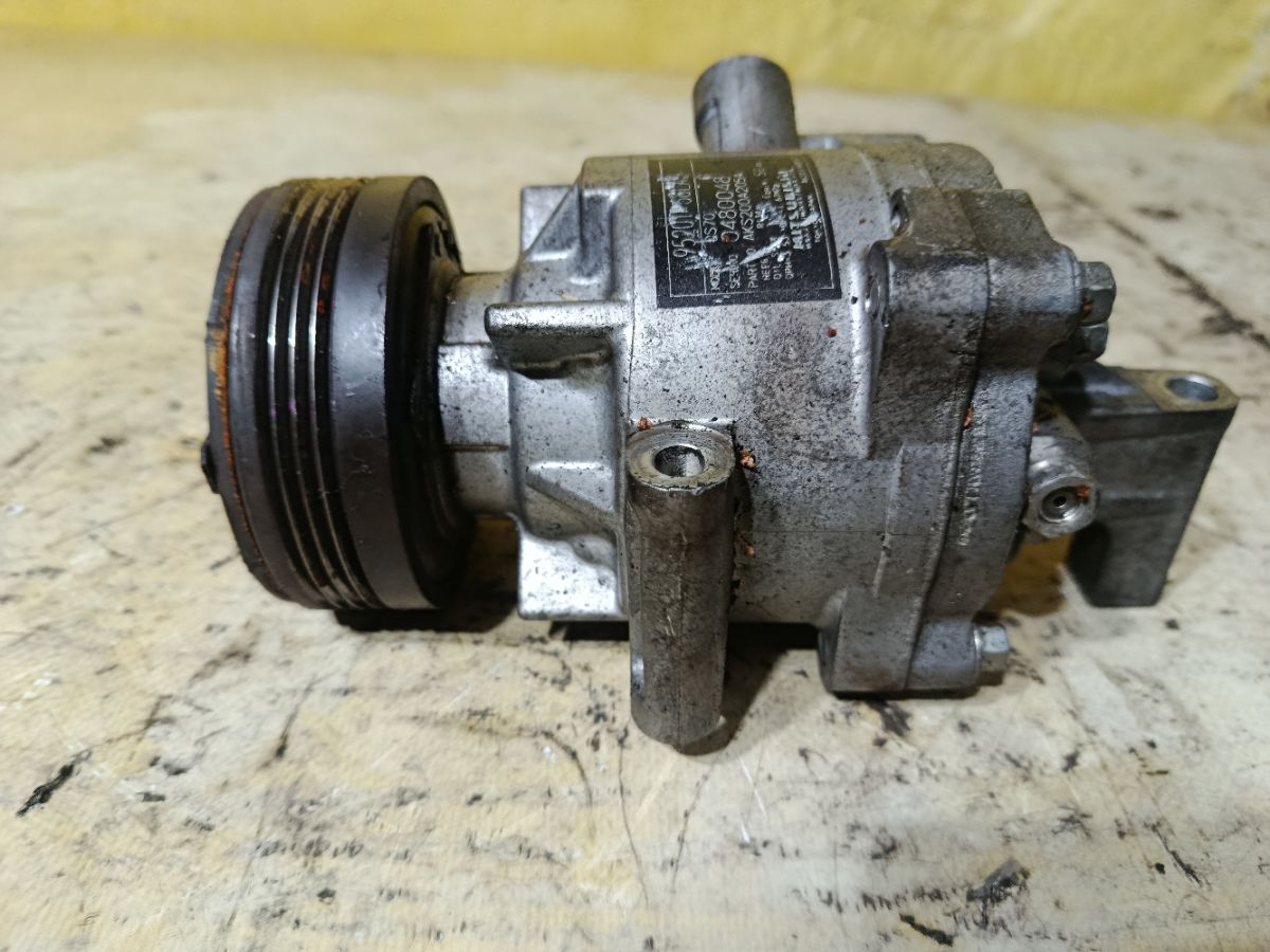 Компрессор кондиционера 95201-68LA3 на Suzuki Solio MA15S K12B Фото 2