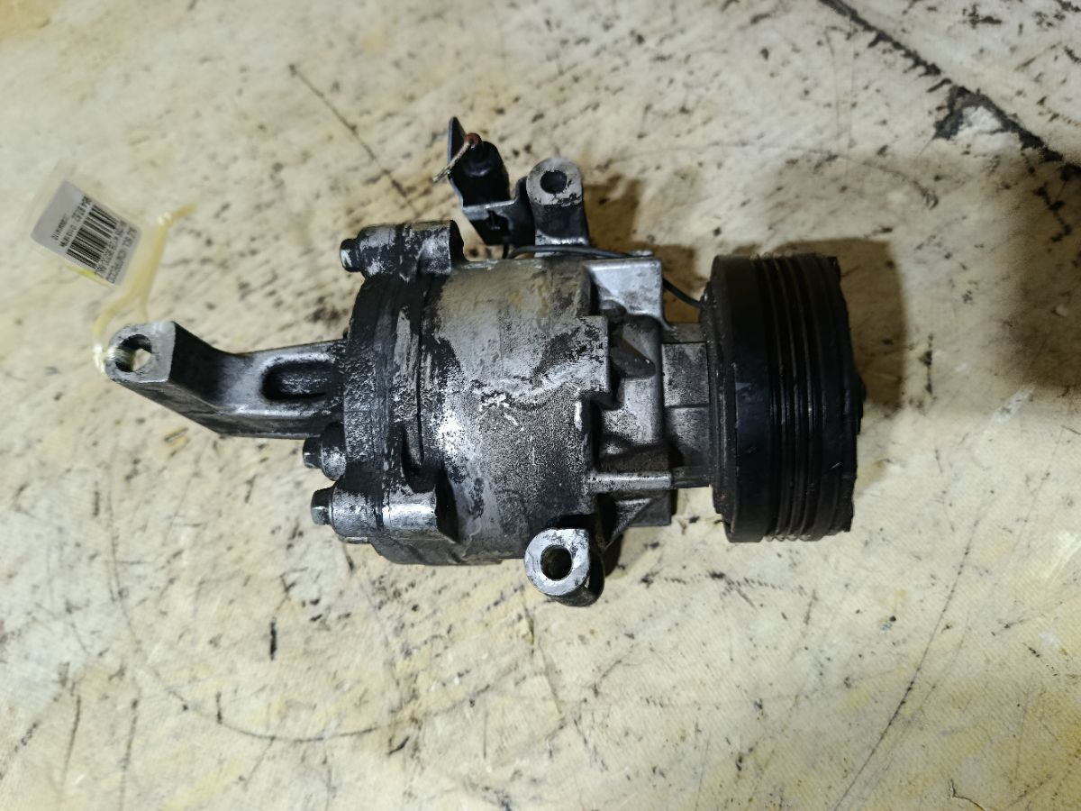 Компрессор кондиционера 95200-68LD0 на Suzuki Solio MA15S K12B Фото 1