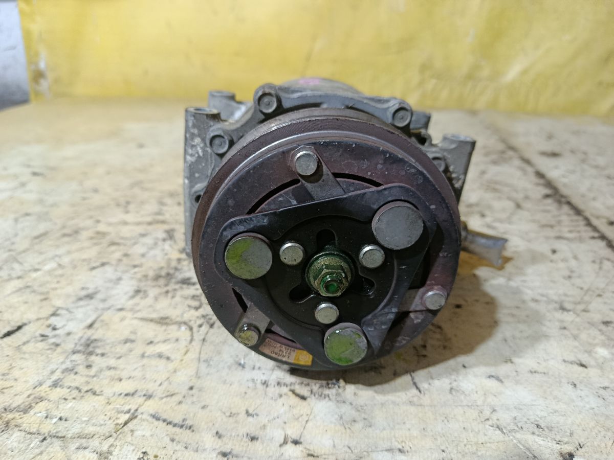 Компрессор кондиционера на Honda Fit GE6 L13A Фото 2