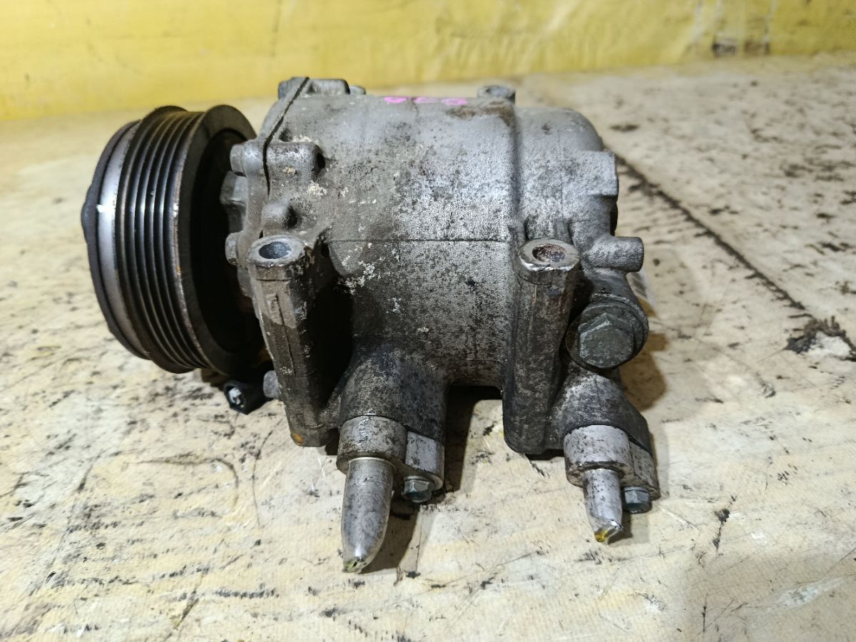 Компрессор кондиционера на Honda Fit GE6 L13A Фото 3