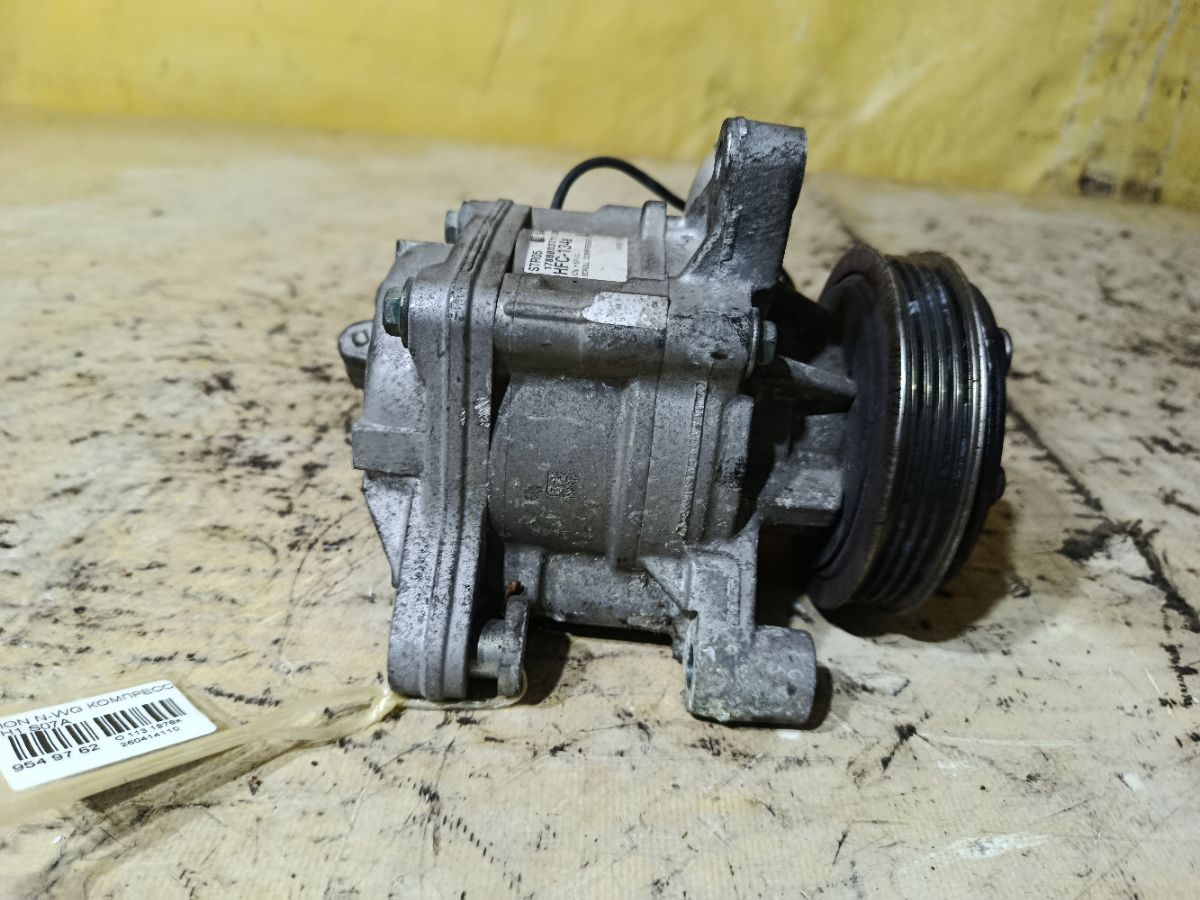 Компрессор кондиционера на Honda N-Wgn JH1 S07A Фото 3