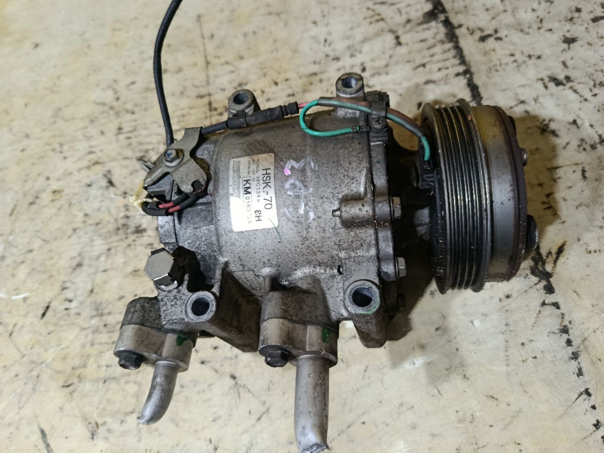 Компрессор кондиционера на Honda Freed Hybrid GP3 LEA Фото 1